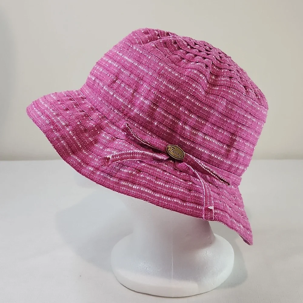 Facine pink textured bucket hat. Size OS adjustable
